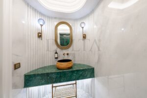 mermer banyo lavabo ıslak zemin duvar yeşil-beyaz